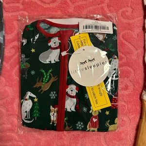Holiday Hounds Little Sleepies Zippy 12/18 month NIB
